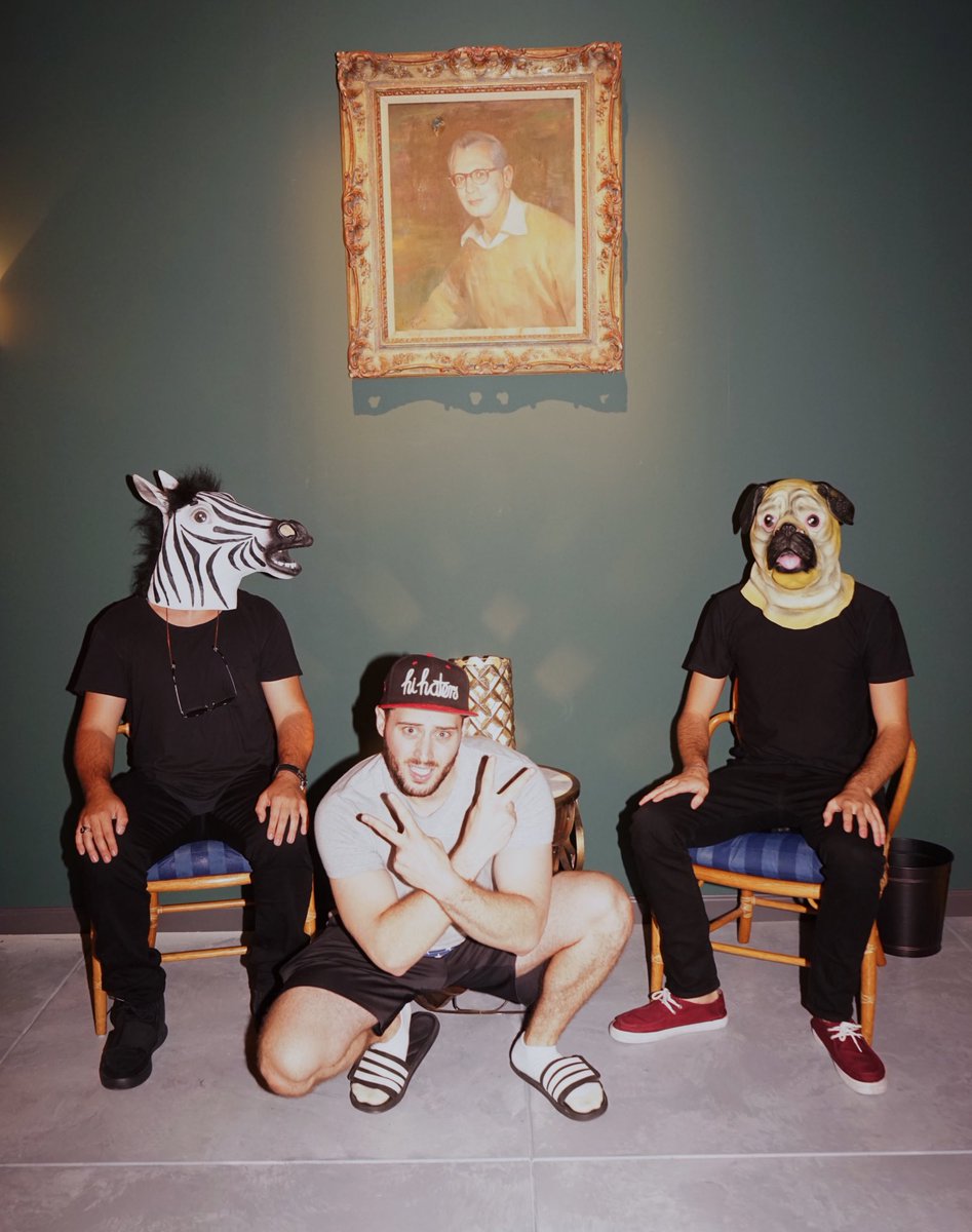 THEBLAKEWEBBER's tweet photo. I MADE A FUCKIN 360 VRITUL RELTY VIDEO AND ITS #DOPE AF!!!! 🔥🔥🔥🔥🔥🔥🔥
https://t.co/Li8X6QMDDu 👈👈👈👈👈 https://t.co/zPBPPjEiSo