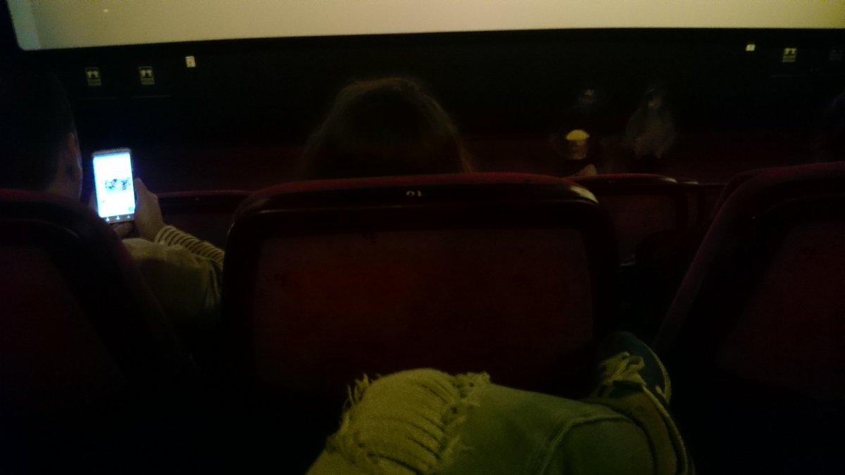 Rosalpd's tweet photo. Toca ver Inferno con @_Raqueliya2 https://t.co/oyiQs4fX30