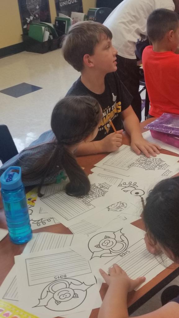 dreclanton's tweet photo. We had fun with our buddies today! https://t.co/FUbtuToZBT