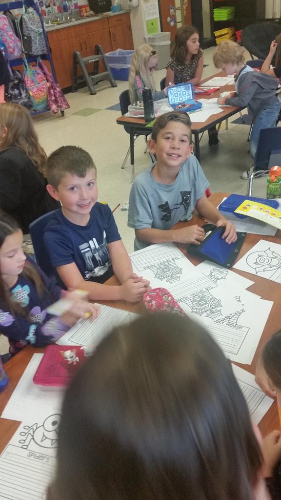 dreclanton's tweet photo. We had fun with our buddies today! https://t.co/FUbtuToZBT