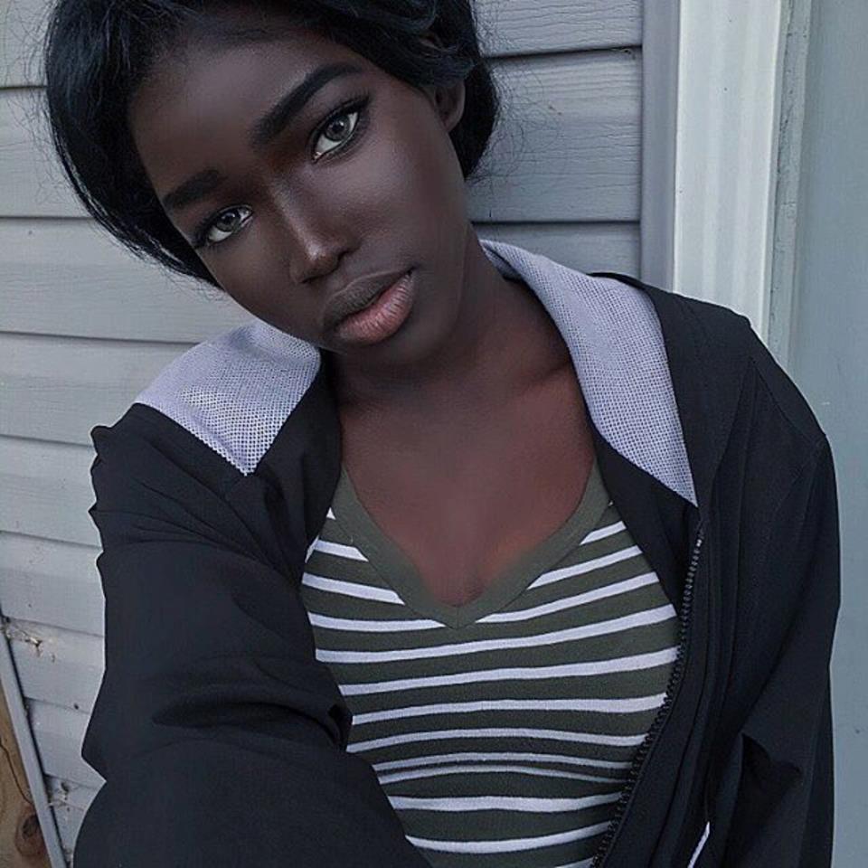 postbn's tweet image. Elle est parfaite. 👑👑👑👑👑👑👑👑👑👑👑👑👑👑