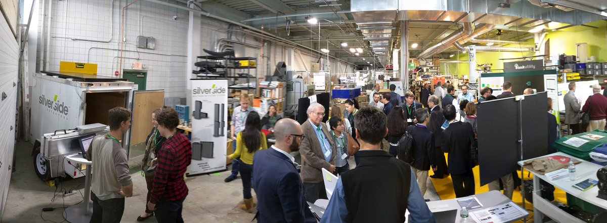 SilverDetect's tweet image. #GreentownDEMO begins! Come see our cost effective radiation sensors! @GreentownLabs