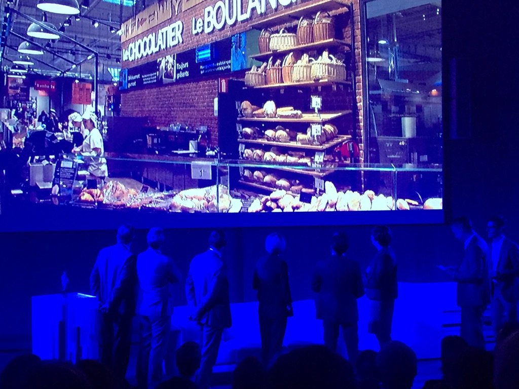 LodeVerschuere's tweet photo. #carrefour Mons Les Grands Prés winnaar #mercuriusprijs #2016 proficiat!! @baptistevod en collega's! https://t.co/unvATJsBKI