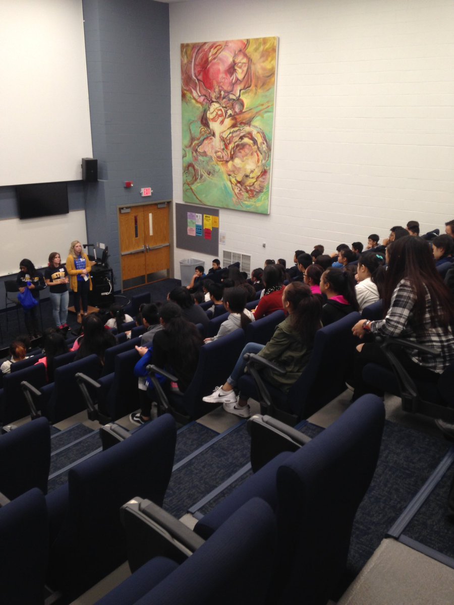 EduSaefong's tweet photo. 95 mentors/mentees learning about college at Bethel University! https://t.co/gkbm0Otipf