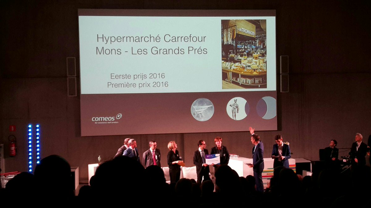comeos_nl's tweet photo. Carrefour Bergen Les Grands Prés wint de #mercuriusprijs 2016, proficiat ! @carrefour_bnews https://t.co/qW9iCLveE1