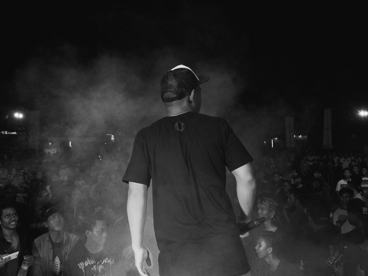 Happy birthday officer Badut, keep the law enforced. 
.
.
.
📷 @dhyasmine