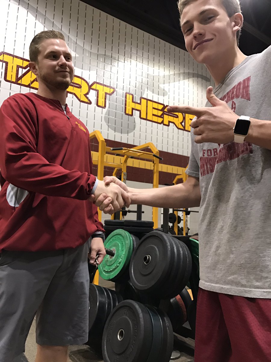 austin_cheek's tweet photo. ATTENTION MCC STUDENTS!!Coach Craig made the deal! 200 retweets, the win, and a big student section, HE WILL SHAVE HIS HEAD!Let's get it😈🍴✊ https://t.co/QUM8nvYBMH
