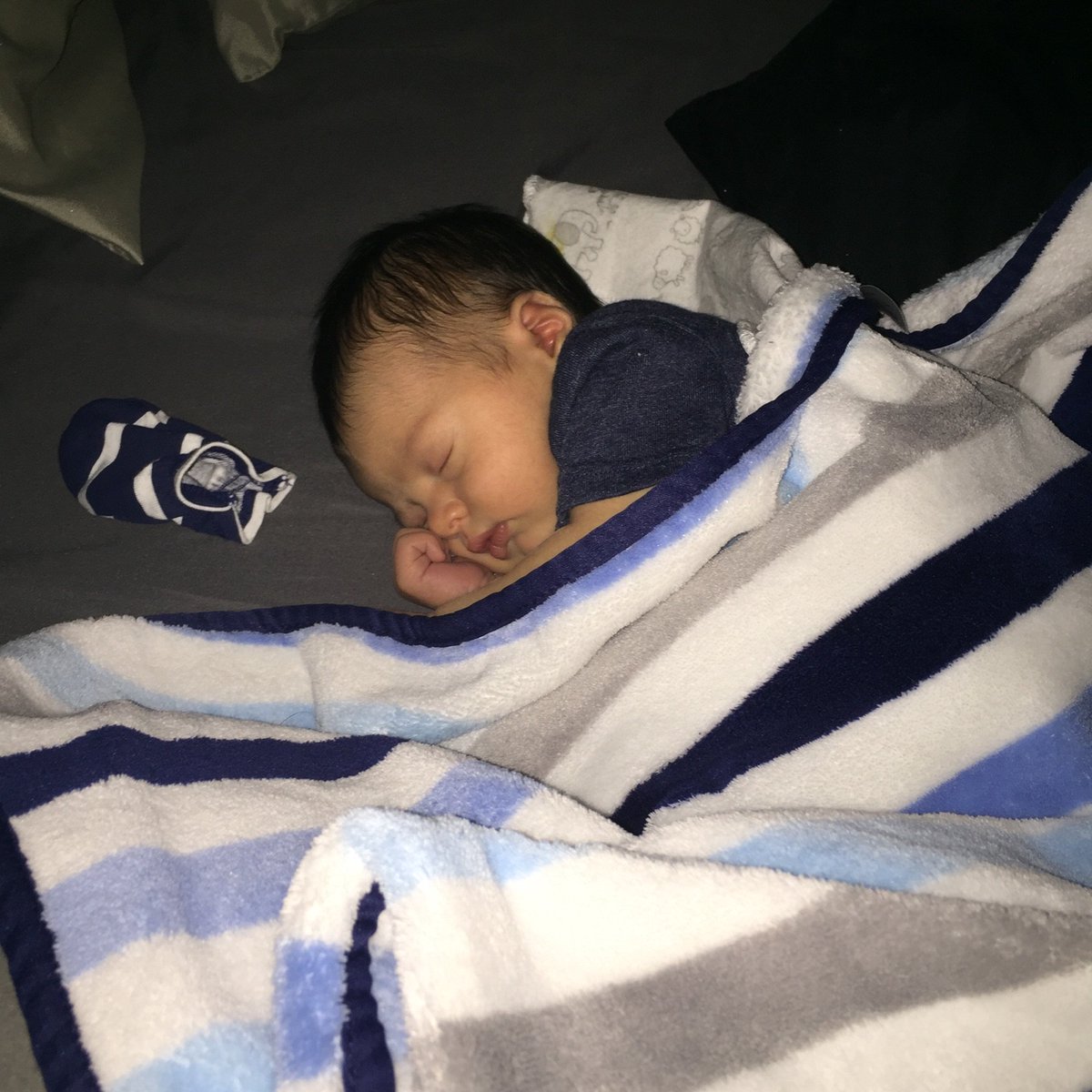 garththomas1975's tweet image. When you finally decide on a favorite child... #popopluvdakids #firstgrand