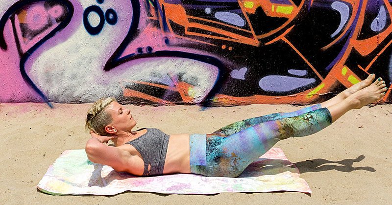 Shape_Magazine's tweet photo. The Pilates Workout for When You've Been Sitting for Way Too Long https://t.co/7mvS7Qbuwv https://t.co/2Xm0KiqAWq