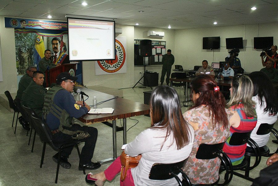 Elperiodiquito's tweet image. #Aragua Reforzarán seguridad en zonas bancarias en diciembre goo.gl/VtSXyH