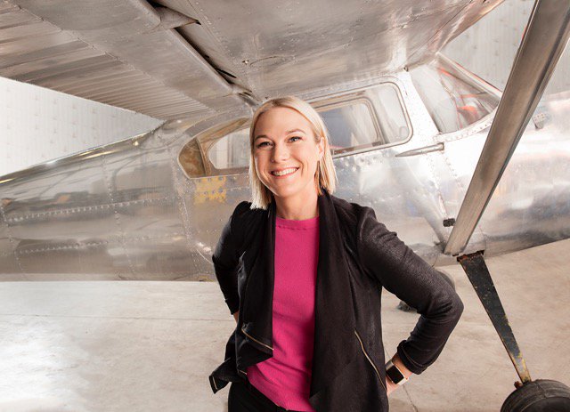 VIAlliance's tweet photo. In 10 mins: @nicoleverkindt, newest dragon of CBC's #nextgenden, speaks at the #VISummit dinner - sponsored by @CCCU https://t.co/DdaanXQWgq