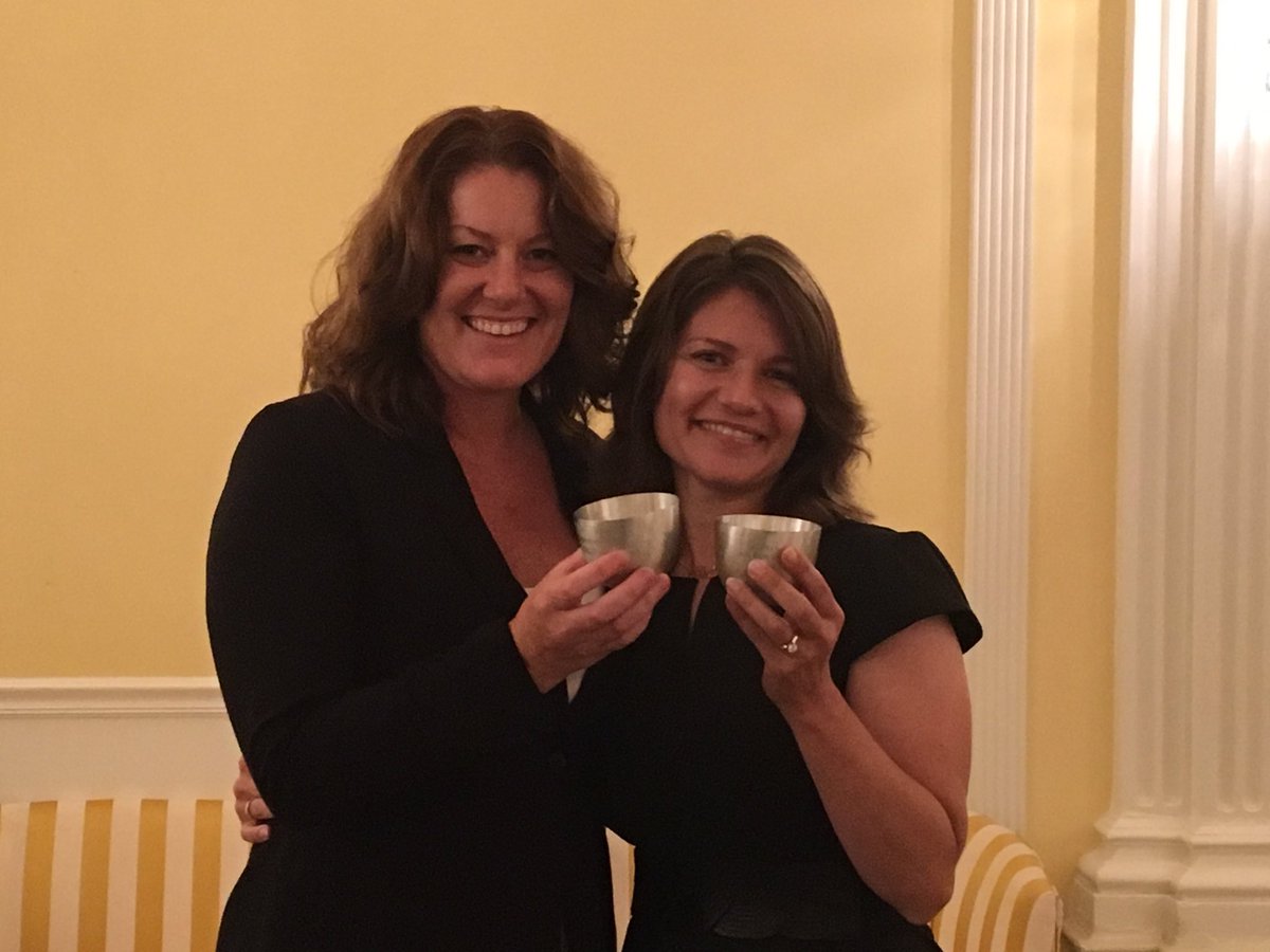 CStarrRose's tweet photo. Jefferson Cup Award! @MelanieACrowder #vla2016 #powertotheversenovel https://t.co/57JIHvoAud