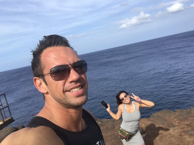 Aww what a cute surprise! miss you xo RT @thejohnnycastle: My #wcw 😍 https://t.co/xigG3T97HT<a class="tags" href="/tag/thejohnnycastle">@thejohnnycastle</a><a href="/tag/wcw"class="tags"><span>#wcw</span></a>
