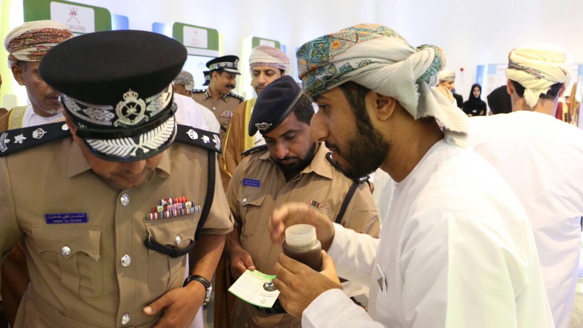 econas_co's tweet photo. جانب من مشاركة شركة إيكوناس في يوم الشباب العماني بالمعرض الذي تنظمه اللجنة الوطنية للشباب تحت رعاية صاحب السمو السيد محمد بن ثويني ال سعيد. https://t.co/8KA46hpVjw
