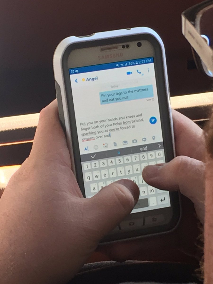 21Kardashian's tweet photo. Lmao this nigga need a privacy screen https://t.co/6jD5lQquAE