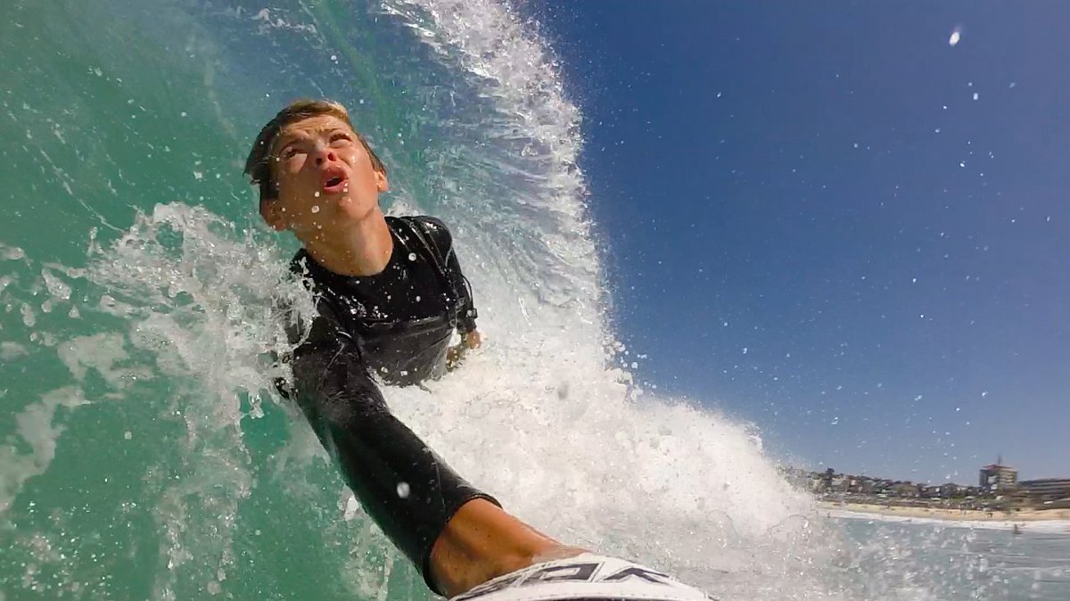 slydehandboards's tweet photo. The definition of Slyde #GettingShacked like a #Grom! π https://t.co/hxXE3RAdau