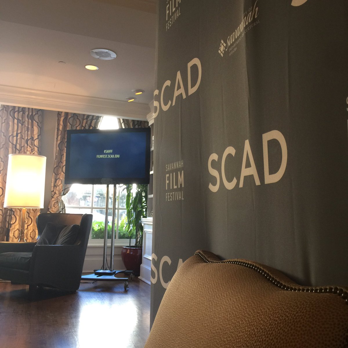 Work grind today: <a href="/SCADdotedu/">SCAD</a> <a href="/savfilmfest/">SCAD Sav Film Fest</a> for <a href="/HappyDocMovie/">Happy Doc Movie</a>. 

Hello, Savannah.