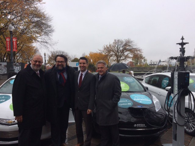 Heurtel's tweet photo. Ensemble, nous soulignons l’adoption unanime du #pl104 qui vise à stimuler l’offre de #vze #LCC #polqc #assnat https://t.co/SjuxHDQAW8