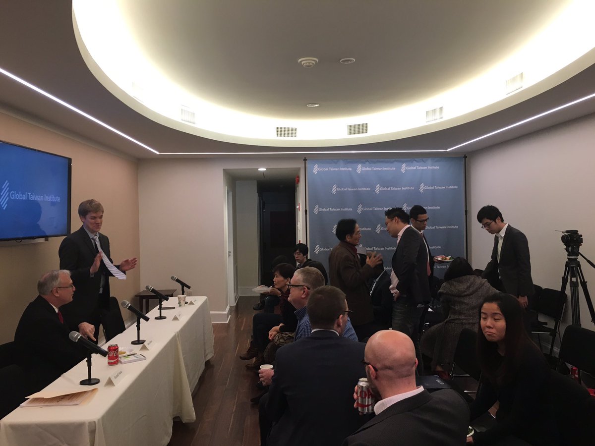 lcrhsiao's tweet photo. A successful seminar today on US-#Taiwan #cyber coop w/ @Stokes2049, @stevenadair & Yuster at @globaltaiwan #cyberfrontier https://t.co/CQyqT4PHde