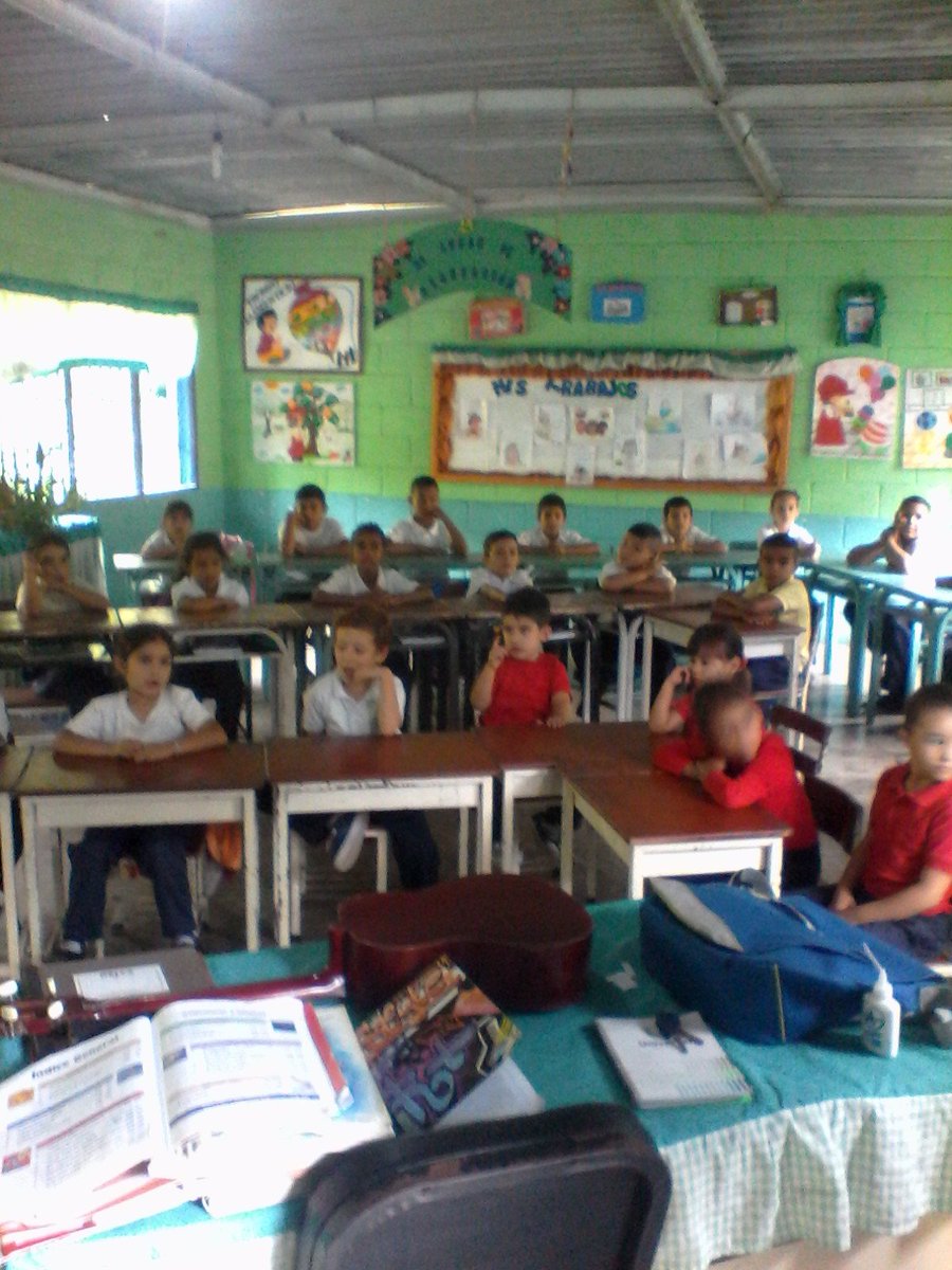 Concierto de bienvenida del Modulo de la Escuela Estadal La Vega en el nuevo año escolar 2016-2017