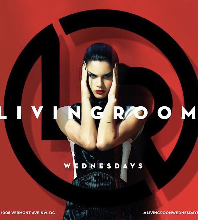 isthatyotwitt's tweet image. Have to catch up with @YoungToon_ @5DEEP_E @Dj_59 tonight #livingroom #EMOBB