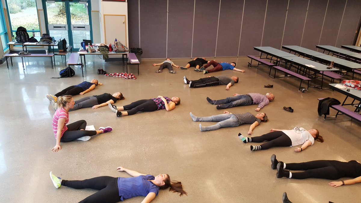 captcook24's tweet photo. Learning about relationship between exercise &amp; mental well-being with @UBCedO  #STEP17 TCs, the wonderful students of VCS &amp; @LeytonSchnell https://t.co/REzkUv9qju