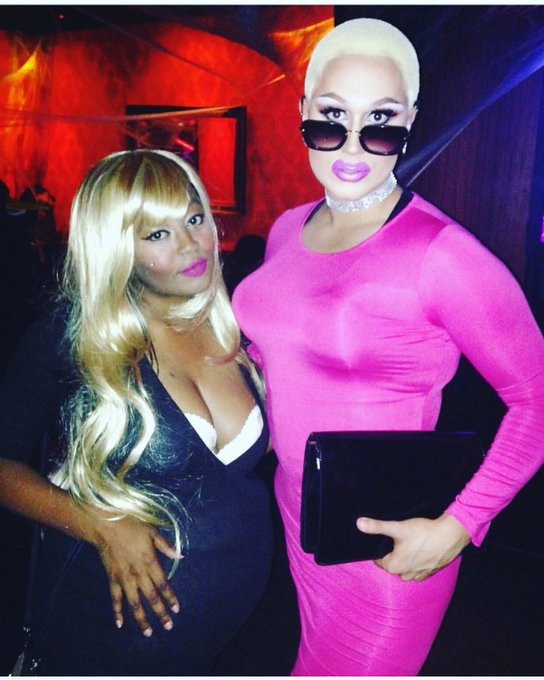 Muva x @blacchyna #halloween ??? https://t.co/UYIoc790Xa