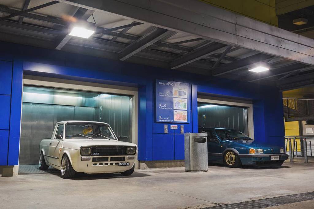 DawsonLiri's tweet image. Hei Mr Ikea, I think we need a bigger elevator
•
•
•
•
•
#cleanedit
#spaghettigarage
#dion… ift.tt/2dLuGQq