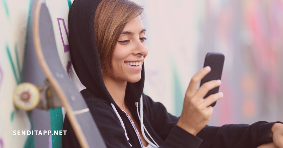 senditapp's tweet photo. That feeling when you just received an anonymous love confession. ❤️😊
https://t.co/tuNJObzEHi

#anon #confession #dontbeshy #senditapp #sms https://t.co/eOZkWvzQ2J