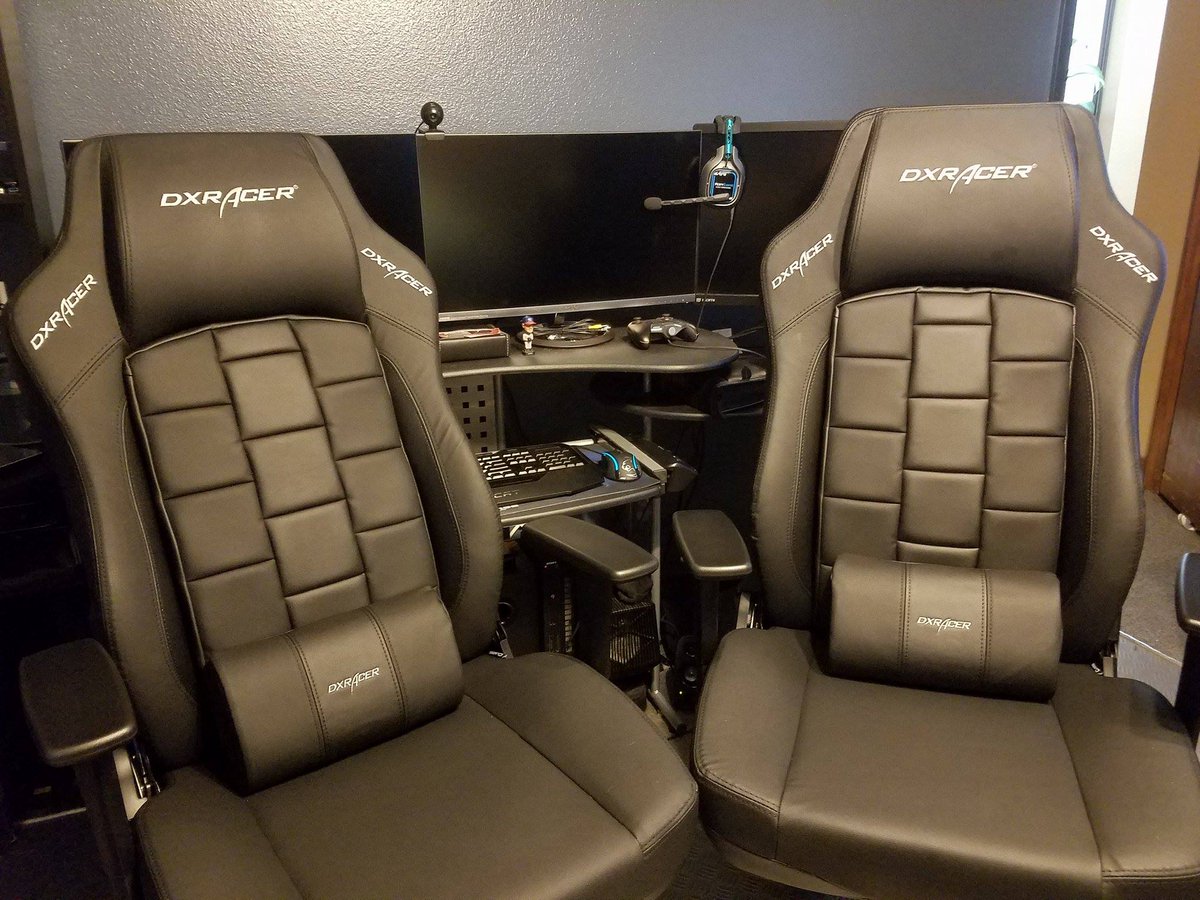 I STILL cannot believe how good these look with my setup. Classic Series from <a href="/DXRacer/">DXRACER💺</a>. Thank you again! ---- <a href="/DNR_CREW/">DNR_CREW</a> @ROCCAT <a href="/TalentZero/">Zero Talent Gaming</a>