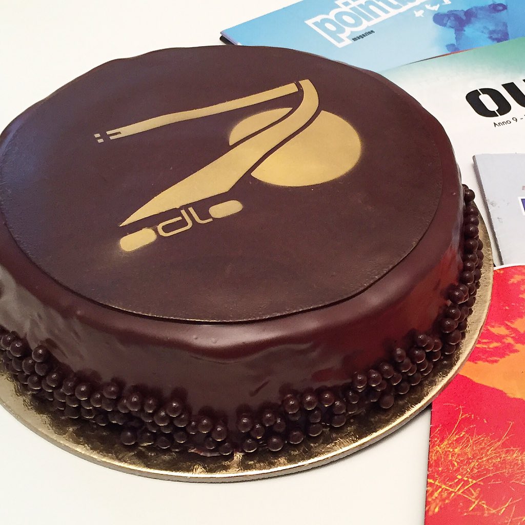 bennysir's tweet photo. Una squisita #sachertorte per celebrare i 70 anni di @odlosportswear #odlo #food  #dessert #cake #studiomarcati https://t.co/xNffDHfS2Y