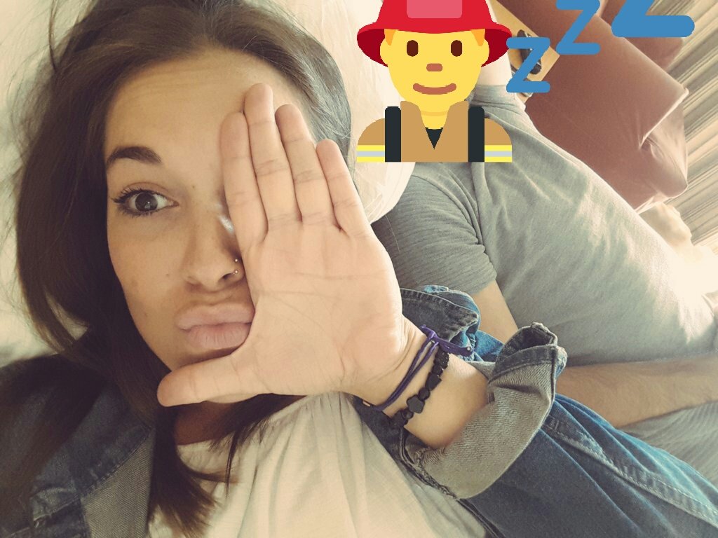 Sheeila91's tweet photo. Mira lo bien que nos entendemos 🎵😘 @MiguelGM9 https://t.co/oDbL6pMf5J
