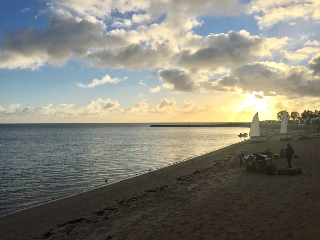 gerrycam2000's tweet photo. Good morning from Port Vincent in Sth Australia https://t.co/VxMR1bAkKq
