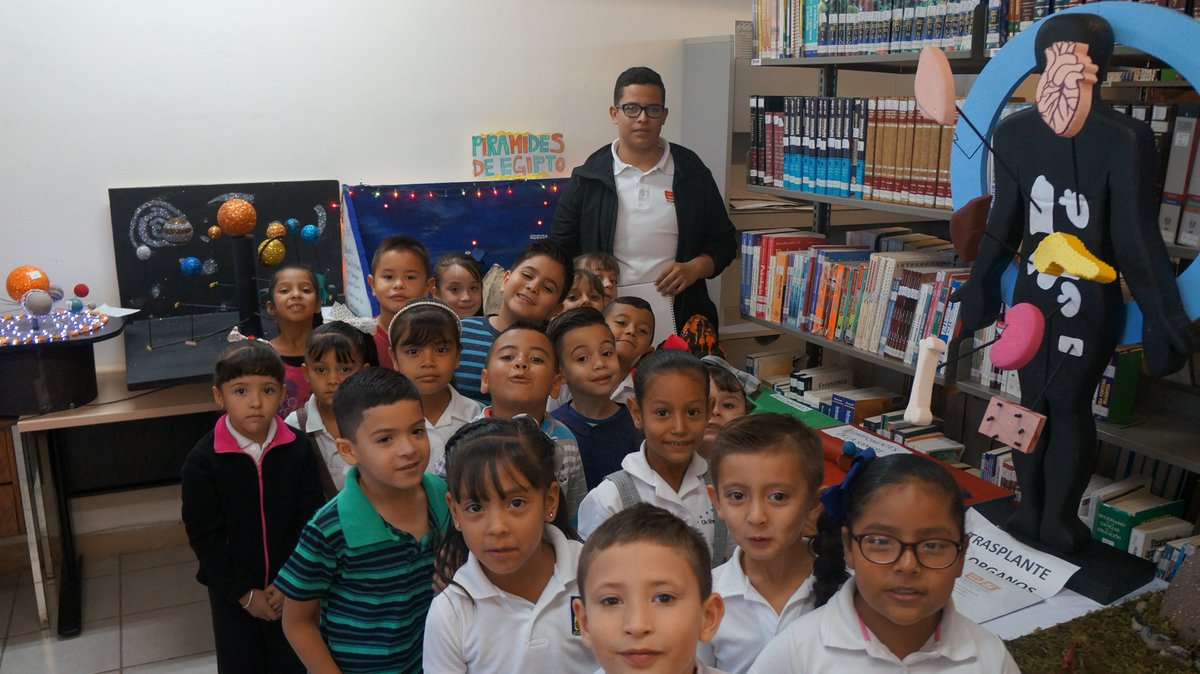 ProfesorJulio's tweet photo. El @cobach_sonora plantel FFS recibe, en su tercer jornada de la #SNCYT , a los alumnos de nivel básico de Pitiquito. @noecuriel https://t.co/IWkscxIRkd