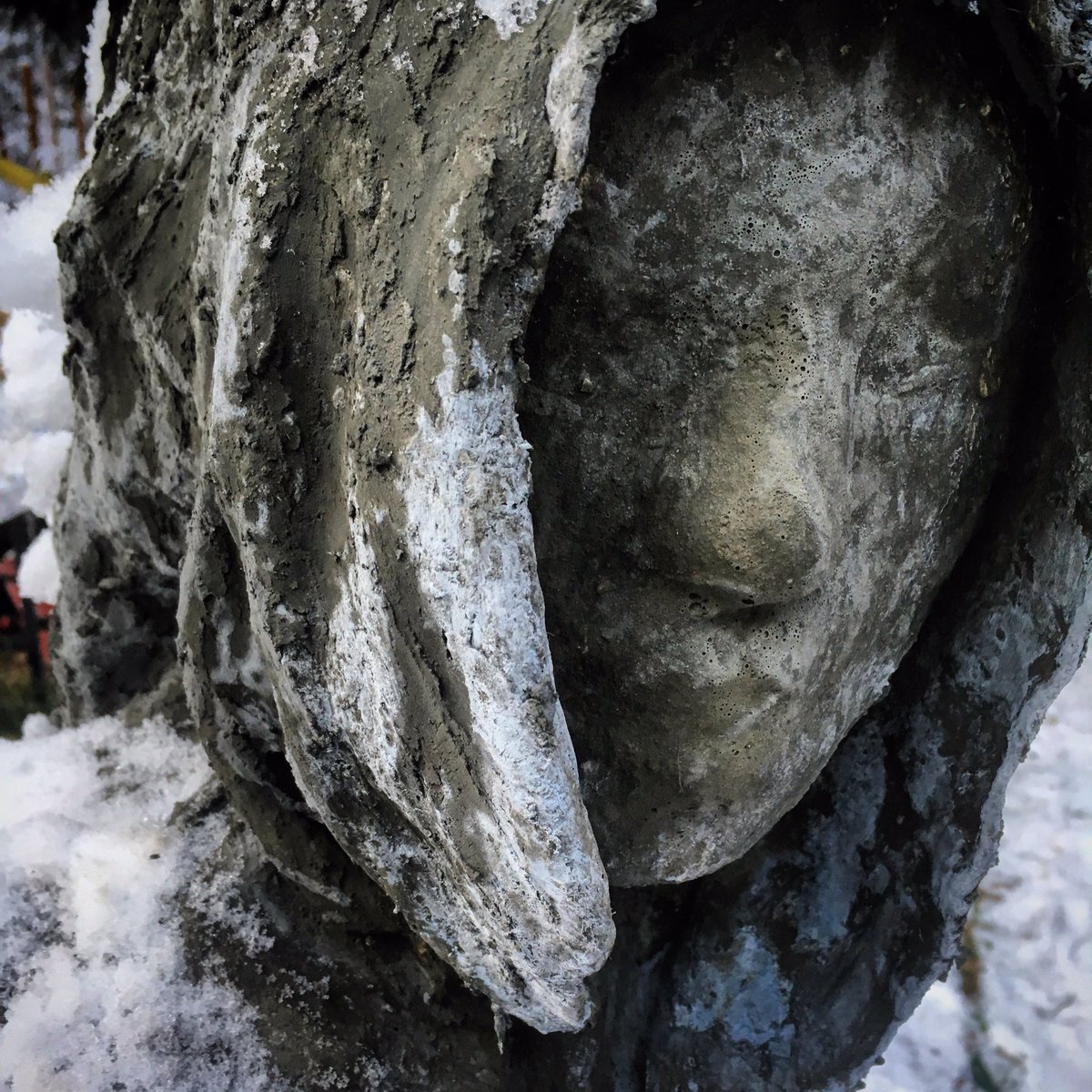 bysarahdavies's tweet photo. 100Stone Survivors 11/4/16 Alaska Pacific University 5:00 #wearelivingart #mentalhealthawareness https://t.co/95YrByfdLc https://t.co/3wXoE0z2PY