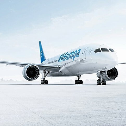 aireuropard's tweet photo. Hoy recibimos el nuevo avión B787 Dreamliner, a partir  de hoy en los vuelos regulares a Madrid. ¡Querrás volar más! https://t.co/1nqz5ZTJRL