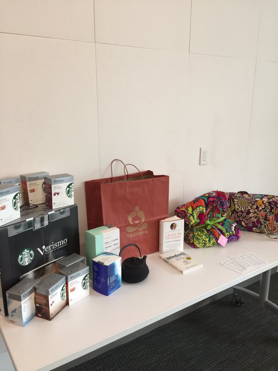 mrsjmass's tweet photo. Awesome raffle prizes to give away today at our Columbus WDN meeting! @SBUX_WDN_TriSt https://t.co/17BiGAeTXF