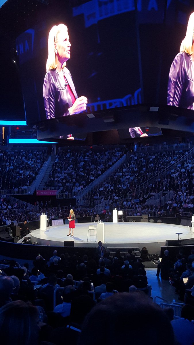 bryanp33's tweet photo. #ibmwow Watson cognitive= augmented intelligence. Across many industries automotive, education,... https://t.co/glXotncX7r