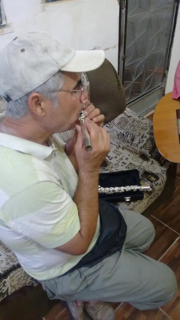 limapaulop's tweet photo. #flauta
#projetoum https://t.co/OFZuosnxSI
