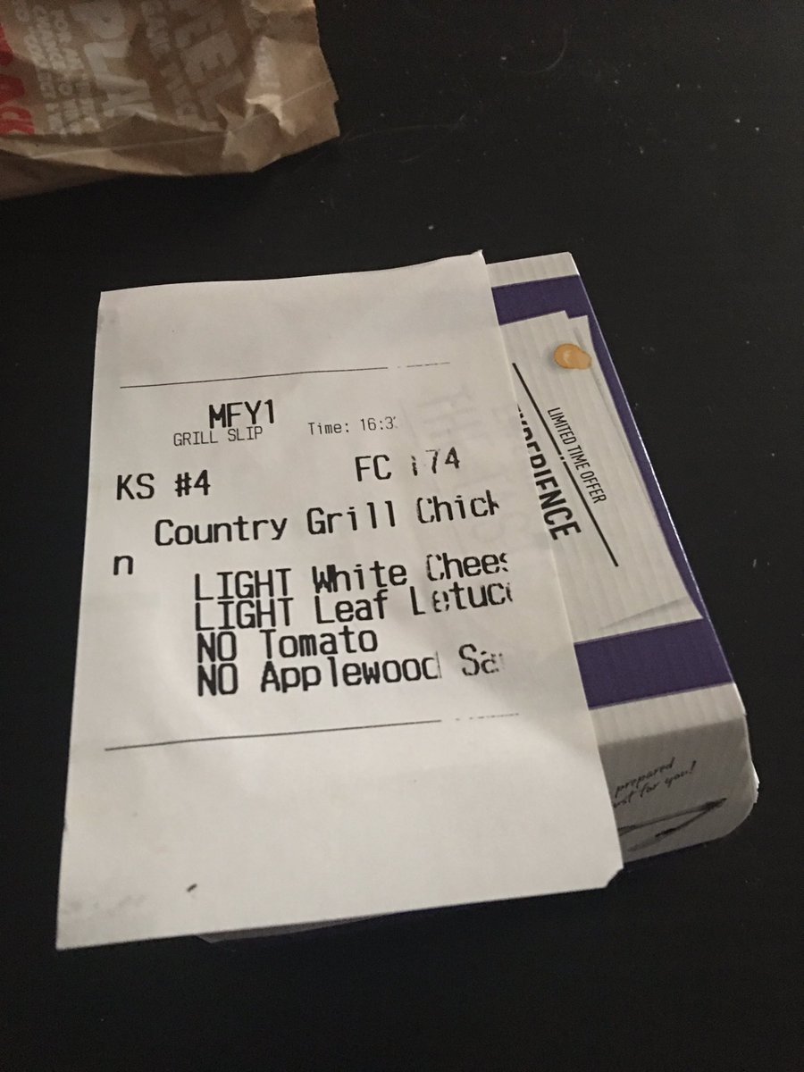 DI4M0NDZ's tweet image. Not happy I did not get monopoly pieces with my country chicken... #wrongbox #screwed @McDonalds