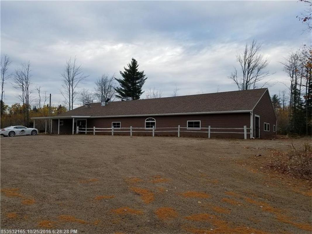 RealtyofMaine's tweet photo. See a virtual tour of our listing on 436 Kennedy Highway #Milbridge #ME  #realestate https://t.co/SvsJgejigw https://t.co/la8sTzTeJp