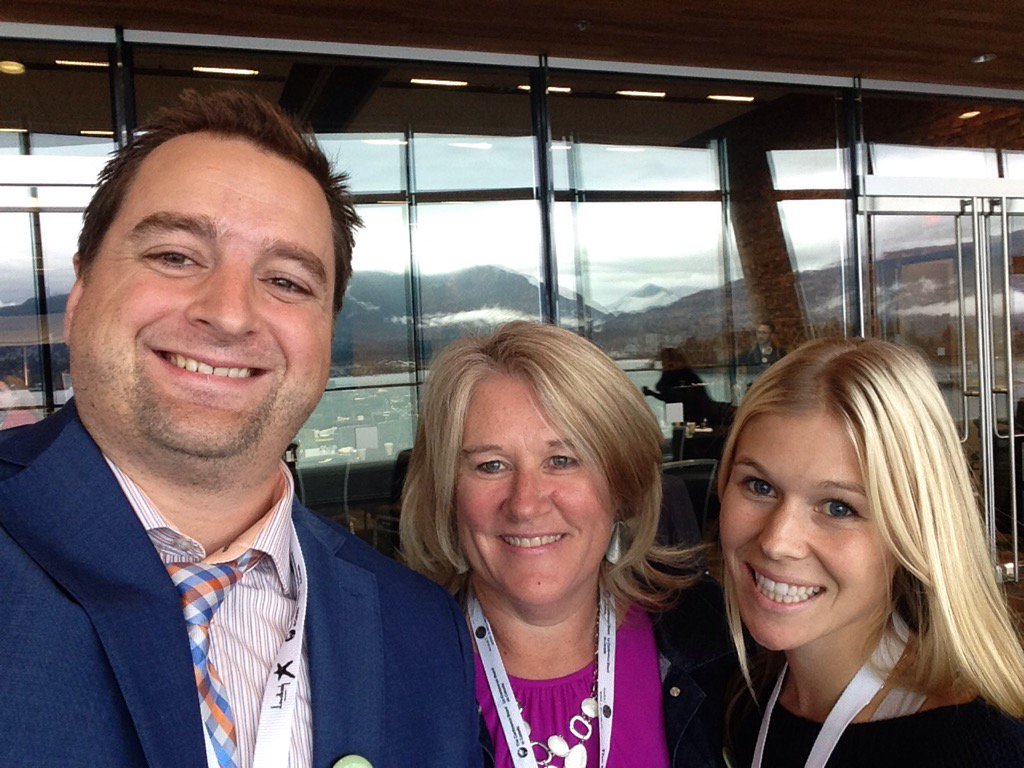 Big thanks to <a href="/TheBoomerVine/">Denise A Kelly</a> &amp; <a href="/anna_penn_mathi/">Anna Penn Mathieson</a> for facilitating our breakout sessions at #BWC2016