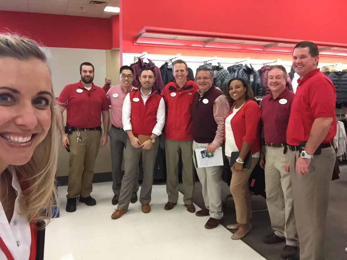 Marc and the Colonial Heights T1016 team are uber full and impactful!  Great looking store, thx leaders! #PlayToWin #BestTeamInRetail