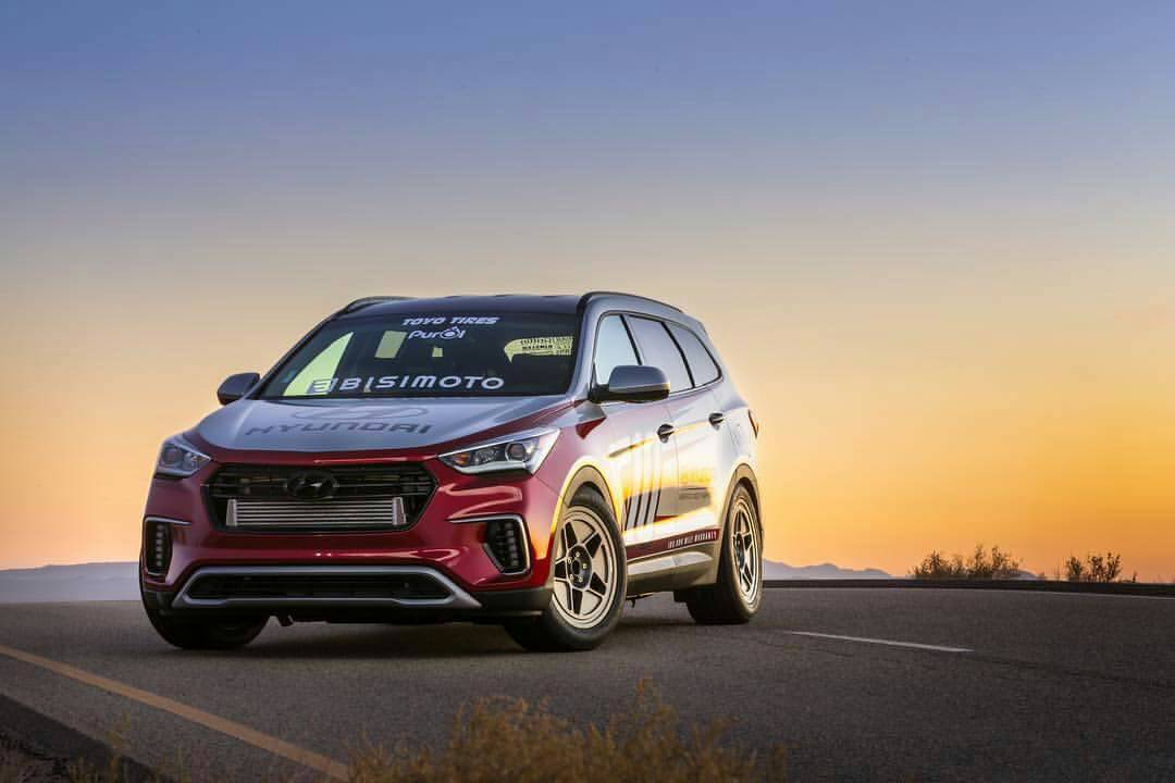 KoreanCarBlog's tweet photo. Are you guys ready for SEMA?Well Bisimoto and his 4 digit Santa Fe is. #sema #bisimoto #thekcb https://t.co/lF1RxgLI3p