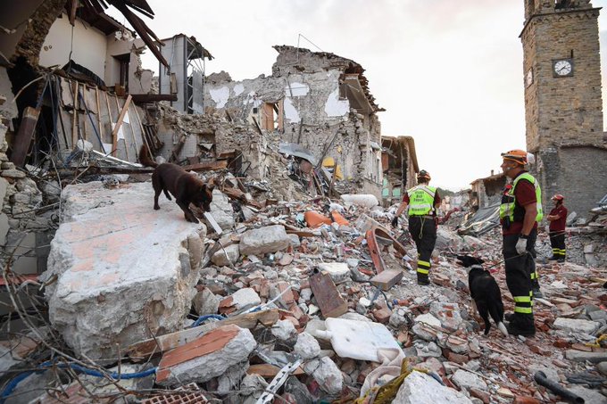 Rome shaken after earthquake hits central Italy https://t.co/cjKFhy1Yl6 https://t.co/nve22AsUj2