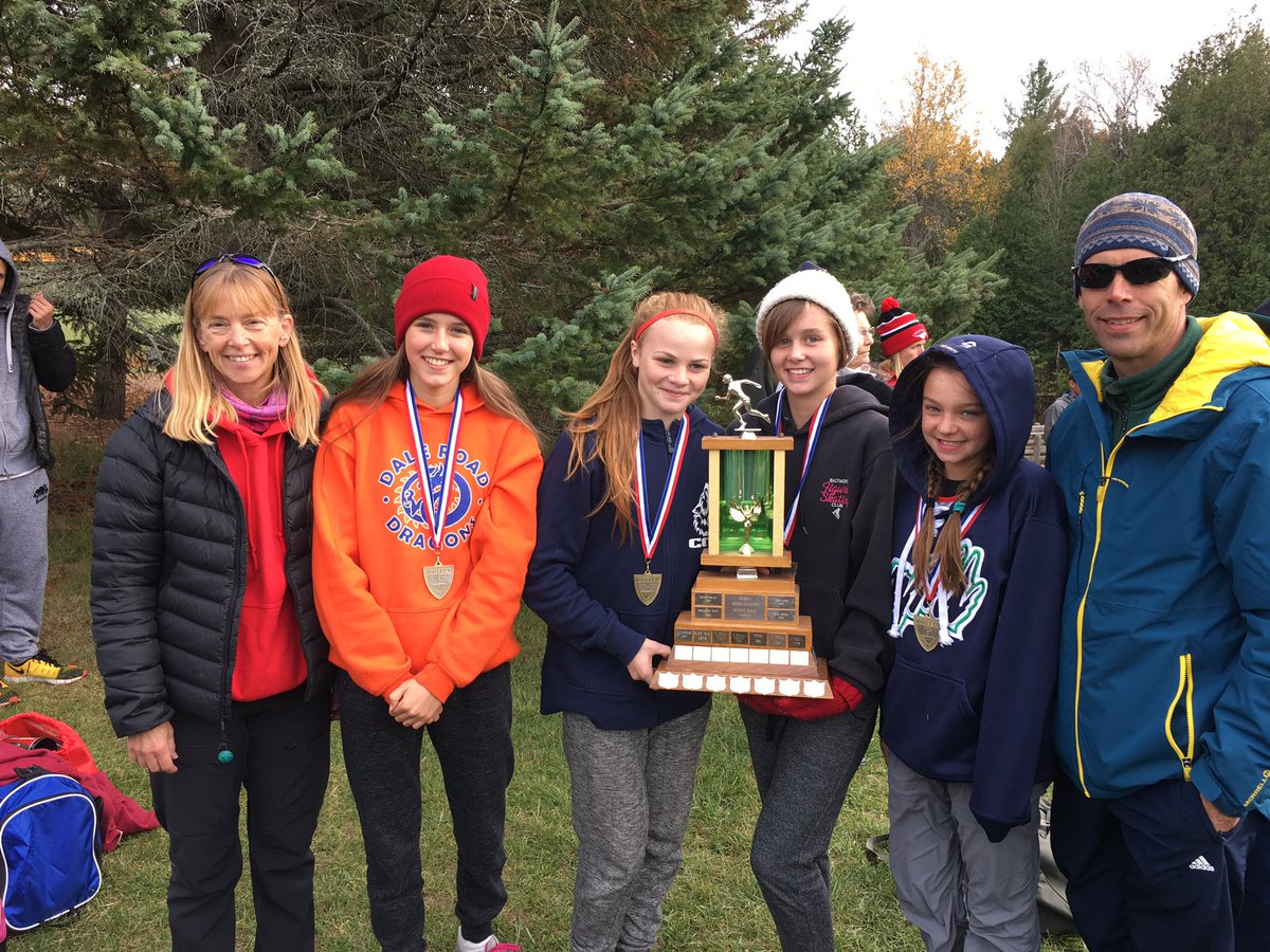 CCIwolves's tweet photo. Our speedy Cross Country Team!! Congrats to the Midget Girls and Jayden Sparks who advanced to OFSAA next week. #CCIwolfpack https://t.co/Afk0rI0Iiw