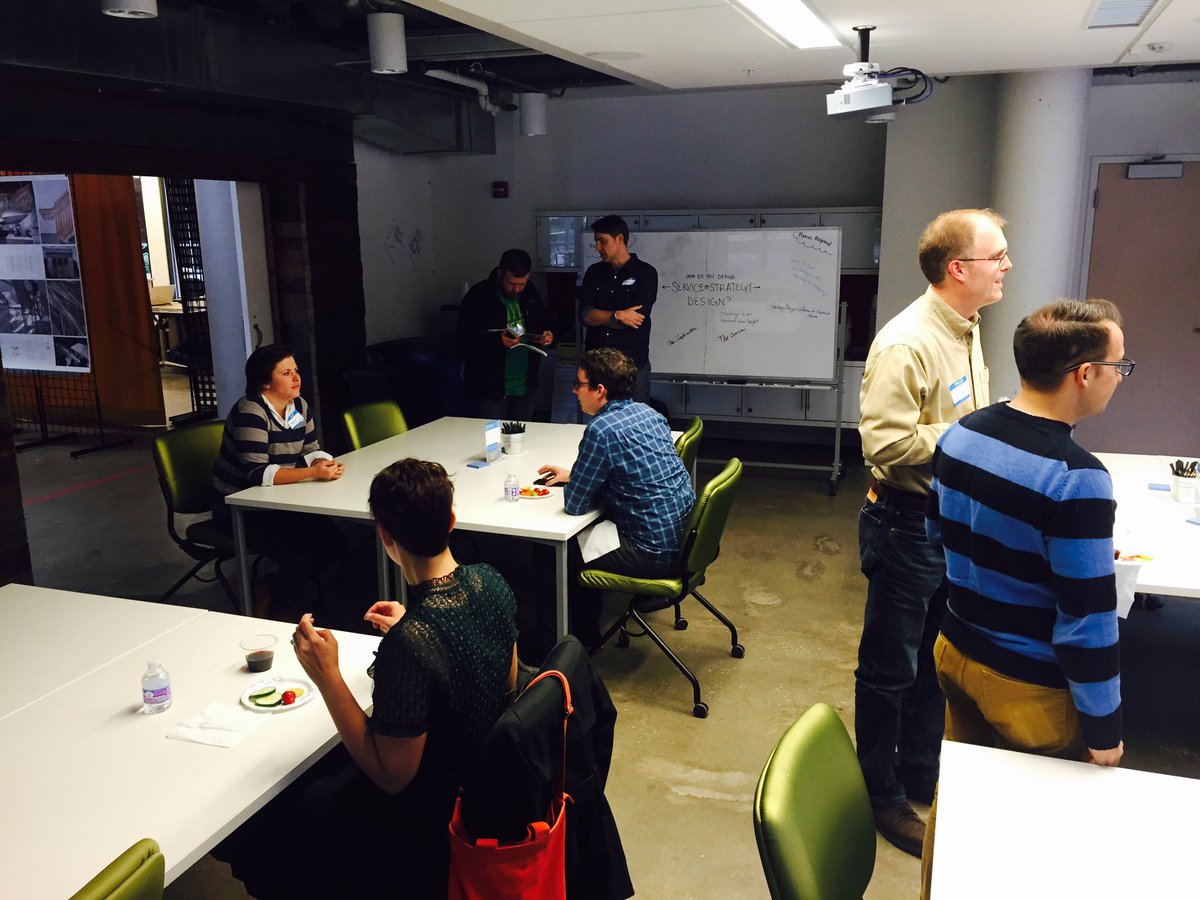 DesignIndyUS's tweet photo. Gearing up for our Service &amp; Strategy Roundtable! Come on down to The Platform! https://t.co/qZlNJgDxAU