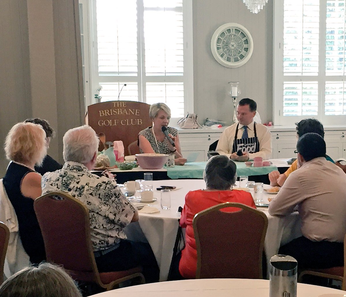 SteveGriffiths_'s tweet photo. With @tanya_plibersek @GrahamPerrettMP in #Yeronga #Moreton discussing local issues like schooling, women in the #Alp &amp; political life #news https://t.co/PXNsIwBzlP