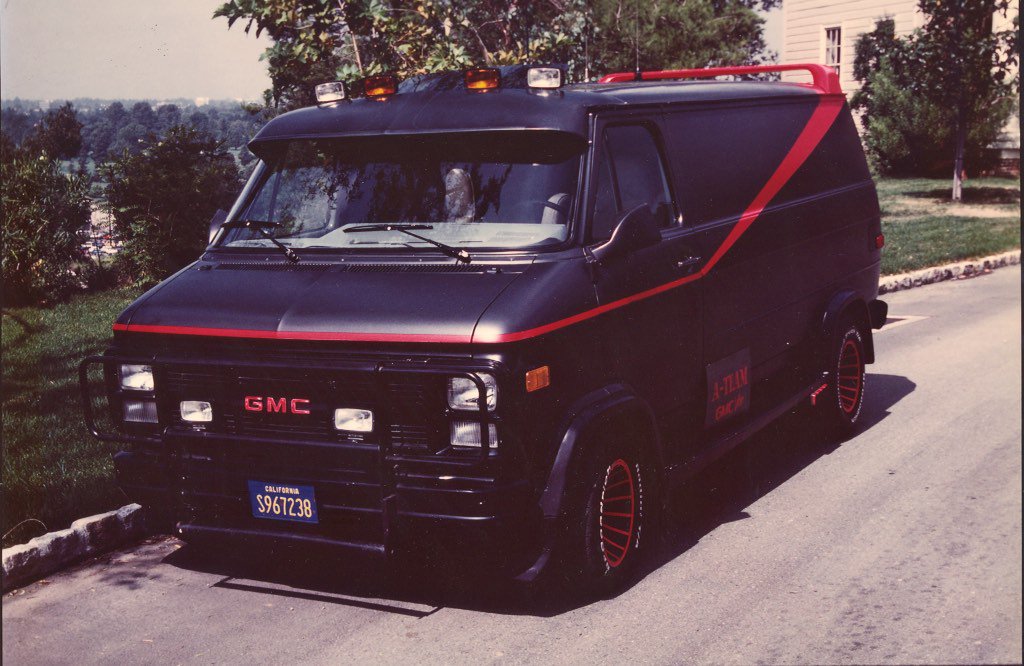 RT if you agree this is still one of the coolest vans ever #80s