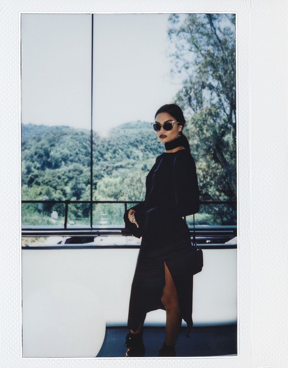 KendallandKylie's tweet photo. shop new fall styles. available online now #KKfall16
https://t.co/3dIgTmhLA4 https://t.co/jT8v5fderH